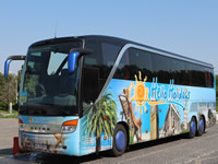 Agentia de turism HELLO HOLIDAYS inchiriaza 2 autocare